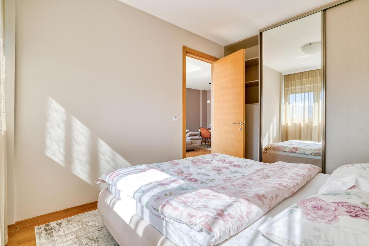 Sea View Apartments In בודווה מראה חיצוני תמונה