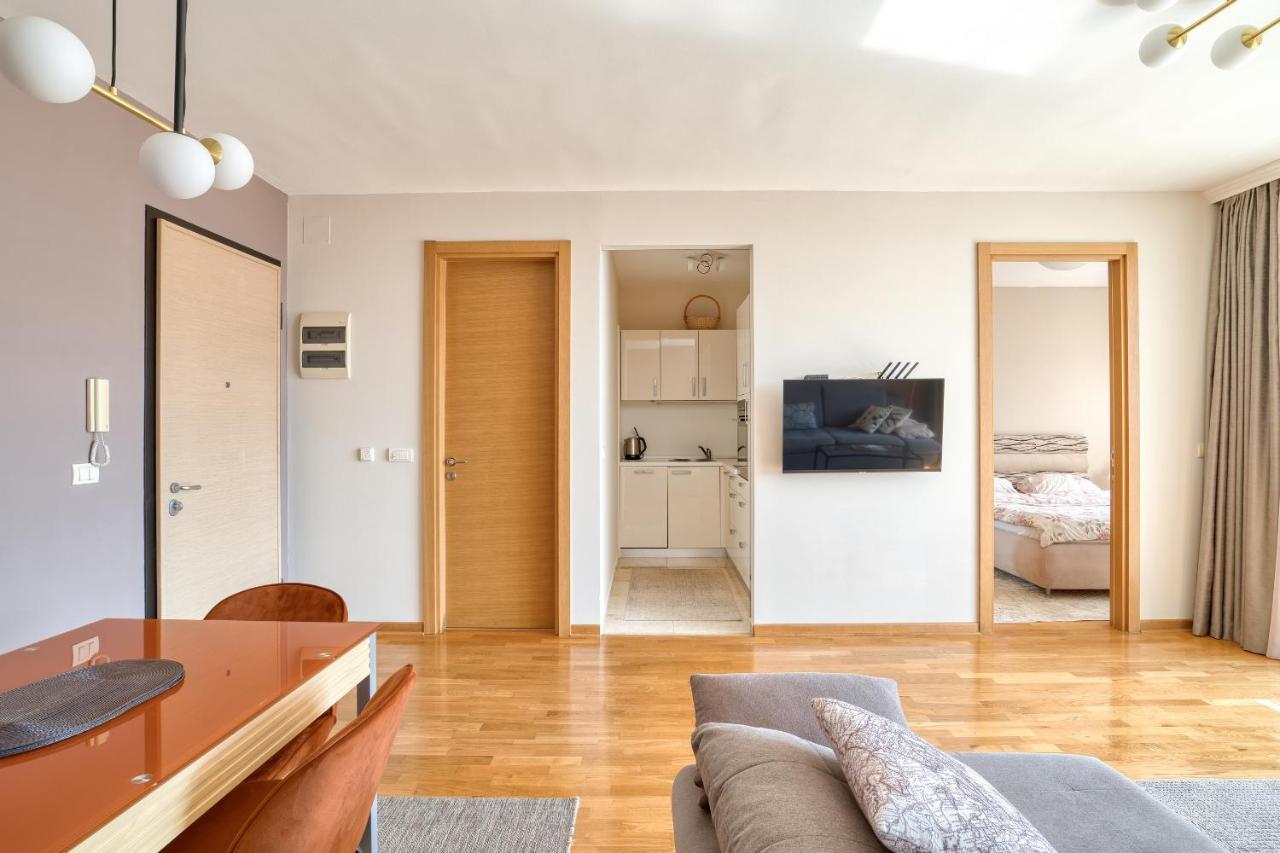 Sea View Apartments In בודווה מראה חיצוני תמונה